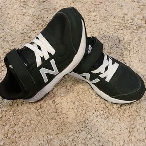 Lil boys easy on NB shoes 13